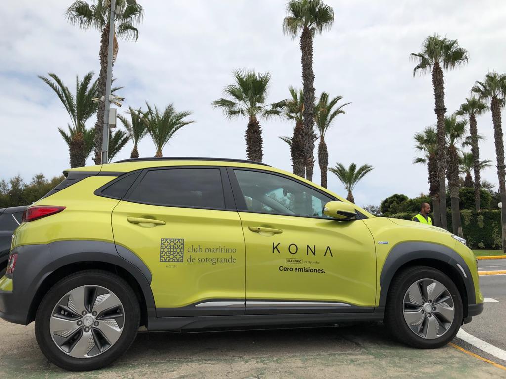 El Hyundai Kona Eléctrico llega al puerto de Sotogrande