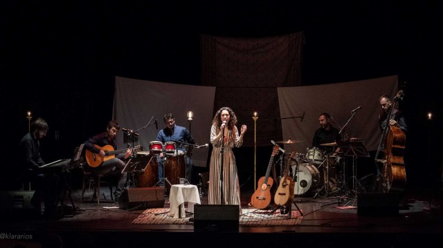 Las actuaciones gratuitas de Xiomara Abello y F8 inauguran el Peñíscola From Stage 