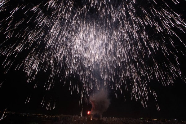 Más de 400 palmeras y 64.000 cohetes iluminarán Elche en la Nit de l'Albà
