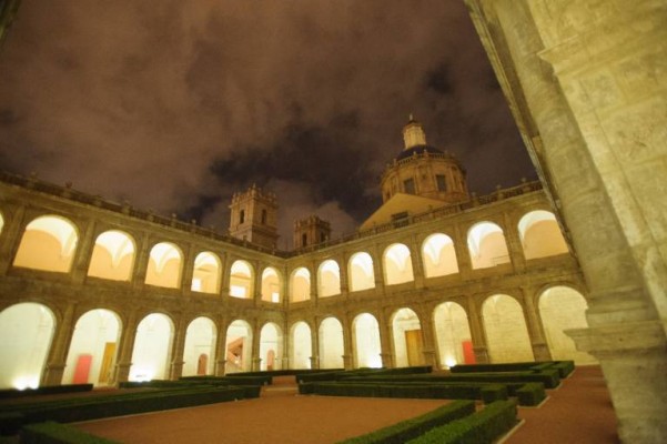 El monasterio de San Miguel de los Reyes invita a descubrir sus tesoros el 15 de agosto