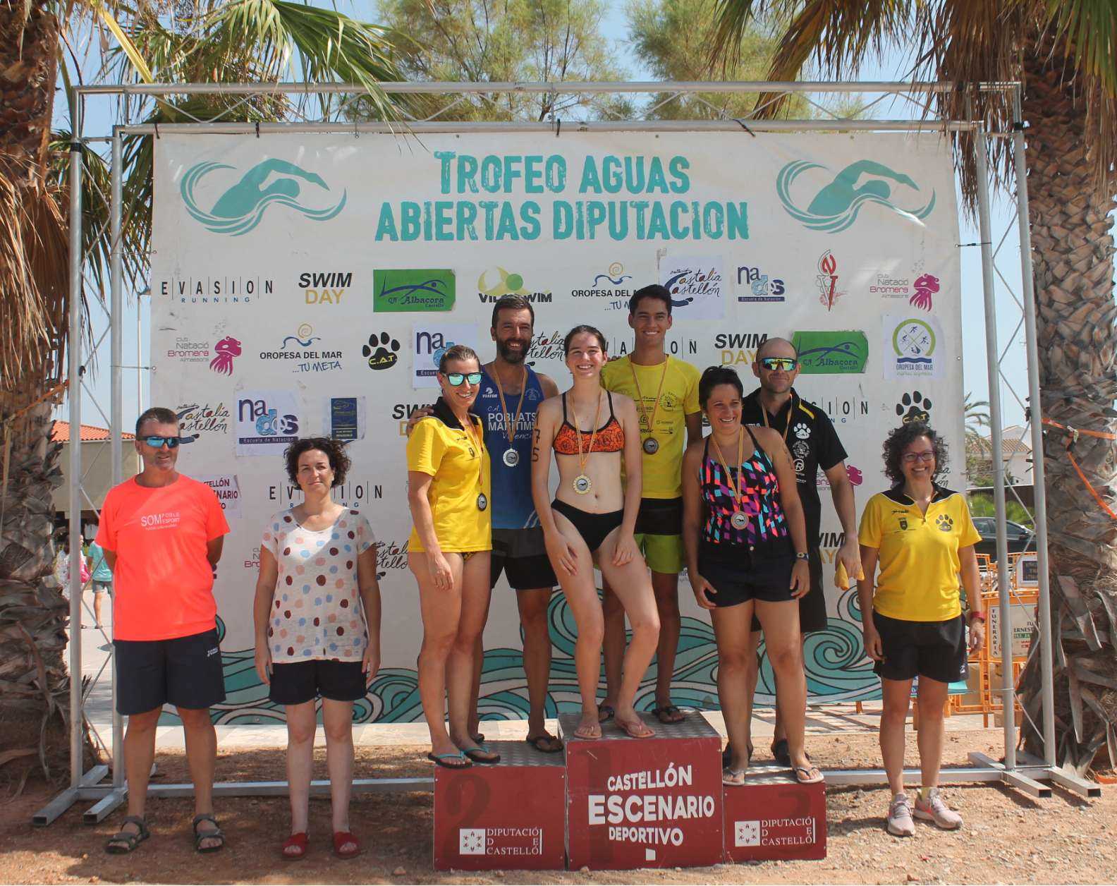 Quico Hervás y Sonia Ruiz se llevan la 9ª Travesía a Nado Playa Casablanca de Almenara