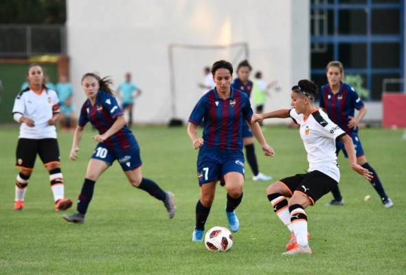 El Valencia, campeón del I Andrea Esteban