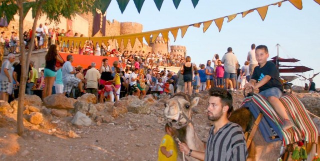 Los niños copan la programación de la Feria Medieval de Onda con múltiples actividades