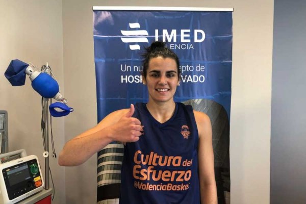 Leticia Romero completa su fichaje con el Valencia Basket
