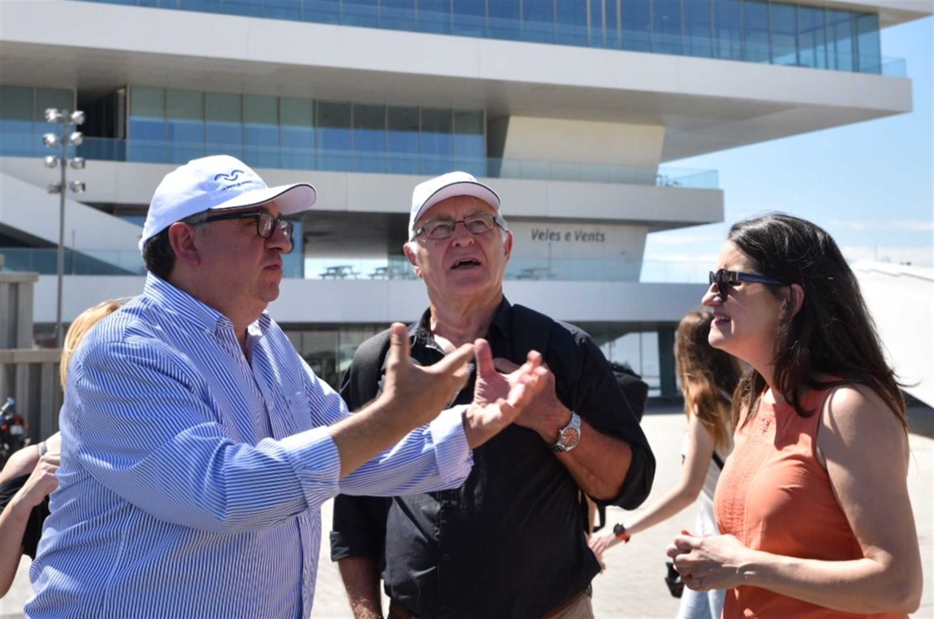 Ribó aboga por implantar la tasa turística para que los visitantes paguen parte de los servicios