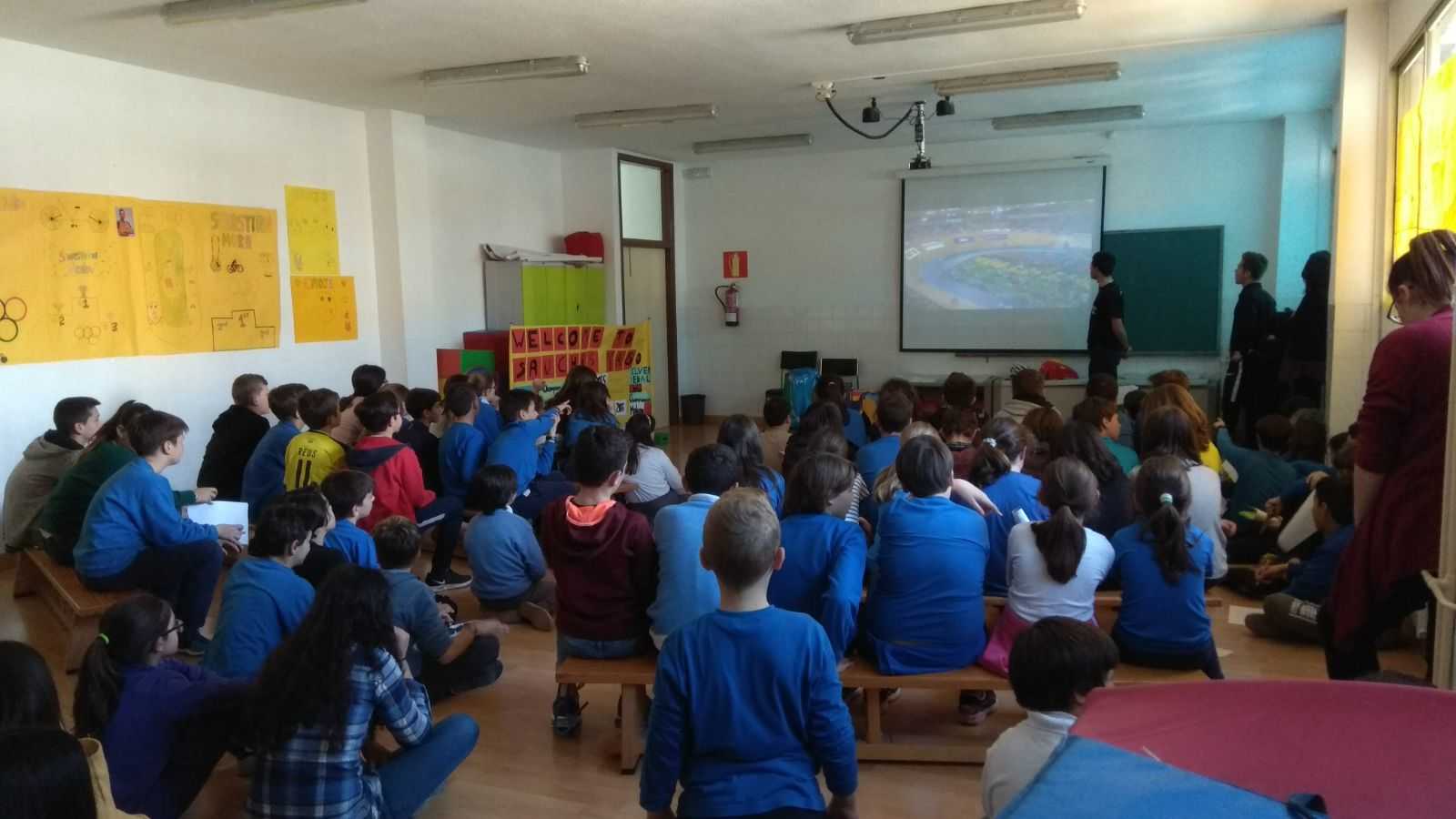 Los padres del colegio Sanchis Yago denuncian que Conselleria frena la llegada de profesores de inglés