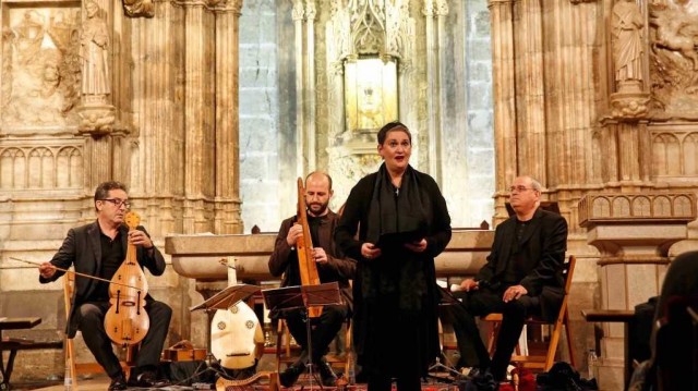 'El Grial' llega a Peñíscola a través de la música y literatura de Capella de Ministrers 