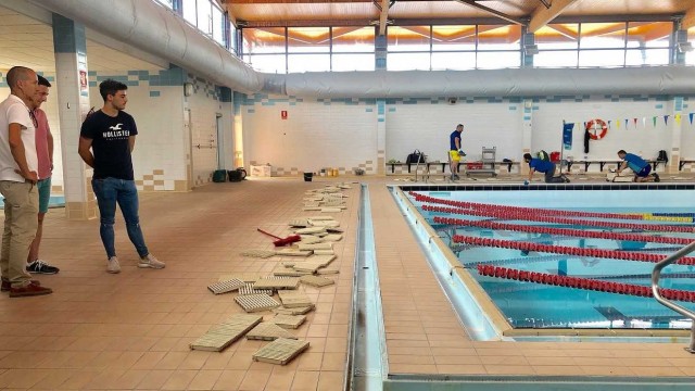 Almassora invierte casi 10.000 euros en reparar las filtraciones y los daños de la piscina municipal