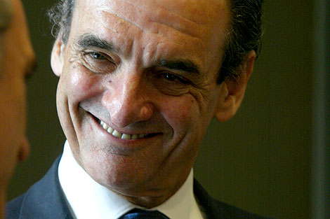 Mario Conde, Dani Pedrosa, los hermanos Areces y Lorenzo Sanz, en la lista de morosos