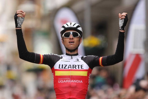 El Movistar Team ficha al joven Íñigo Elosegui hasta 2022