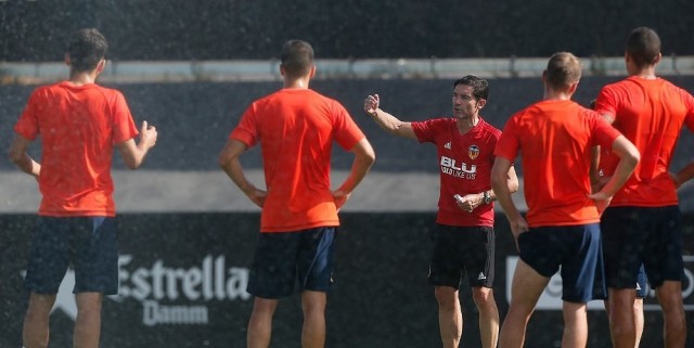 Montoya, ausente en la sesión de trabajo por precaución