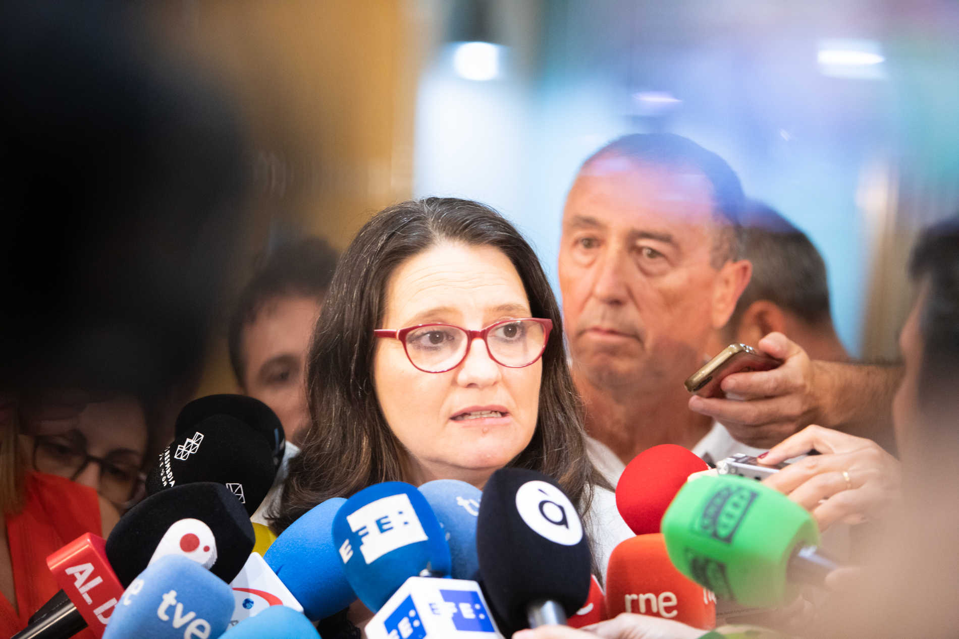 Oltra sitúa a Compromís 