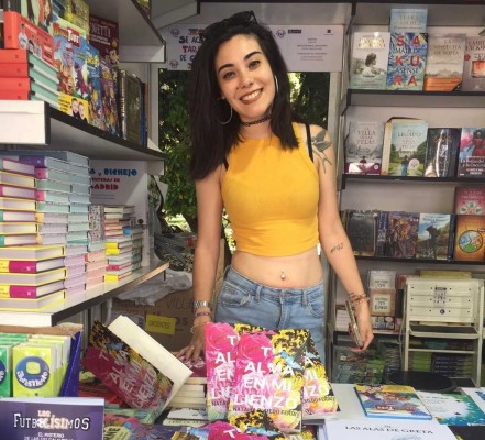 San Vicente como musa de ubicación: el ambiente para una novela que esconde un secreto de familia