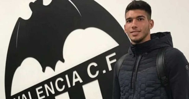 Blázquez, meta argentino del Valencia, aspira a sustituir a Cillessen y Jaume
