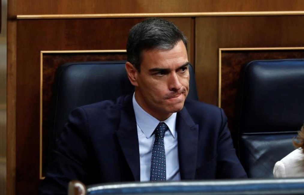 Pedro Sánchez, durante la primera votación del debate de investidura (EFE) - 