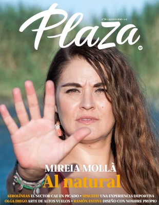 Mireia Mollà, portada de la revista Plaza de agosto