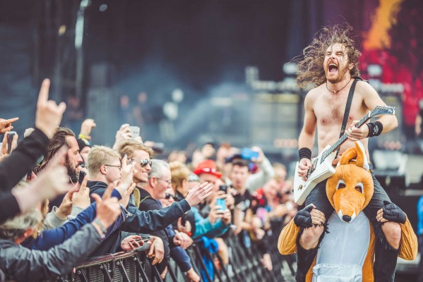 Villena se prepara para un nuevo desagarro bucal con Leyendas del Rock