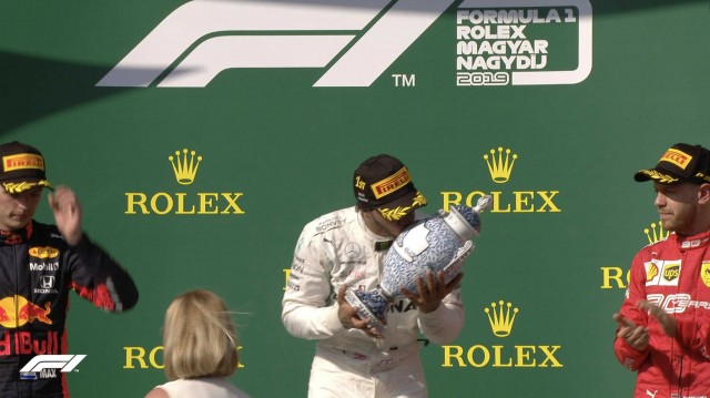 Hamilton gana por delante de Verstappen en Hungría, Sainz acabó quinto
