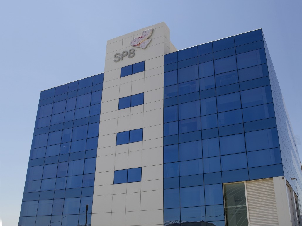 SPB, proveedora de Mercadona, acuerda con AZA la logística y el transporte en un almacén de Cheste
