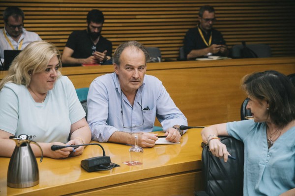 Vox pregunta en Les Corts si el IVF tiene un seguro para cubrir posibles pérdidas de sus operaciones