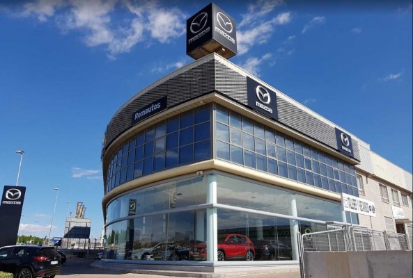 El propietario de Romautos en Elche crea una sociedad para inversión y gestión de acciones