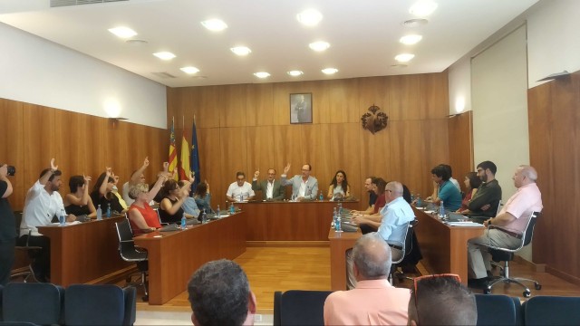 Las cuentas del Consistorio de Orihuela salen para PP y Cs; la oposición se ve empequeñecida