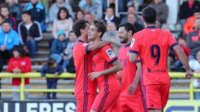 La Real Sociedad gana en el descuento al Burgos
