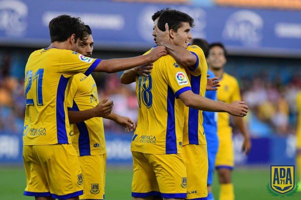 El Getafe cae en las redes del Alcorcón