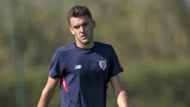 El Elche ultima con el Athletic un acuerdo de cesión por el joven lateral izquierdo Andoni López