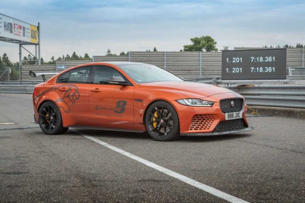 El Jaguar XE SV Project 8 bate su propio récord en Nürburgring
