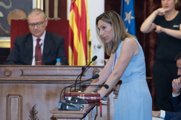 Vox empieza a asomar la pata en Elche: critica la no rebaja de impuestos y las ayudas al 