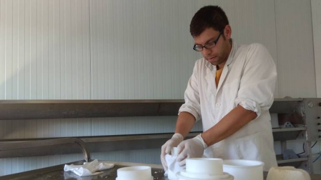 El queso artesanal no contaminante del pastor Jordi Benages será realidad gracias a 147 mecenas