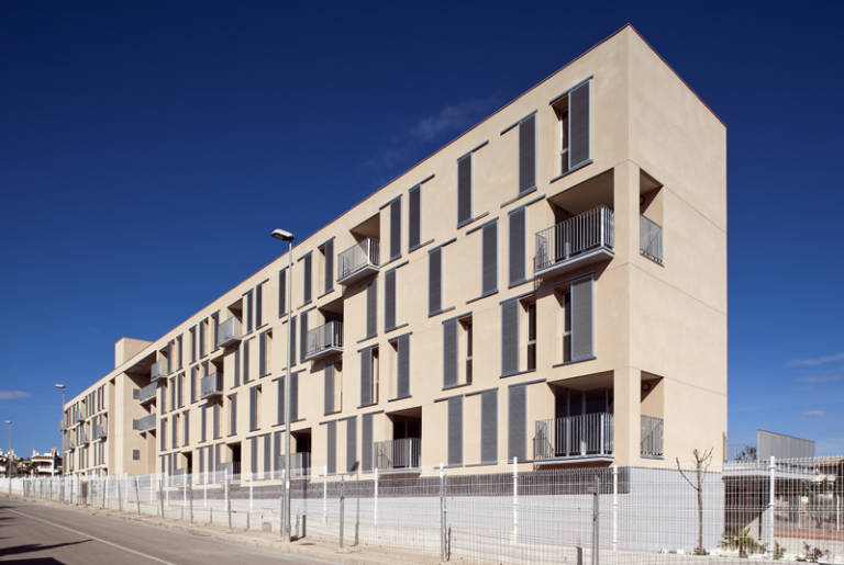 Los API de Alicante reclaman medidas para dar salida a más viviendas en alquiler y frenar los precios