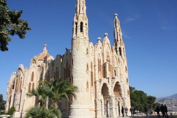 El Santuari de Santa M.ª Magdalena i José Sala, protagonistes a 'L'arquitectura dels somnis'