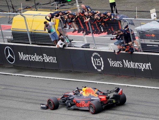 Verstappen gana en Hockenheim su segunda carrera del año
