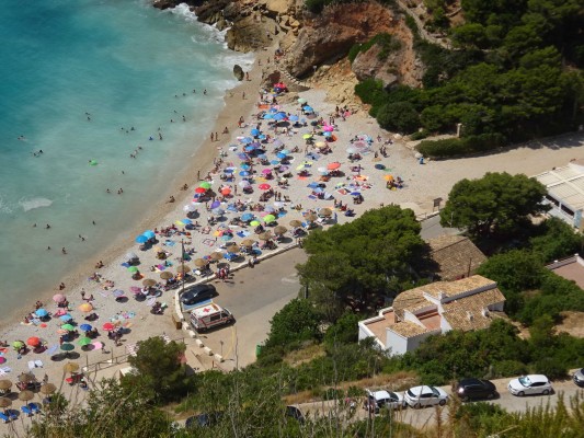 La odisea de Xàbia para poner en marcha el tren que lleva a la Cala
Granadella

