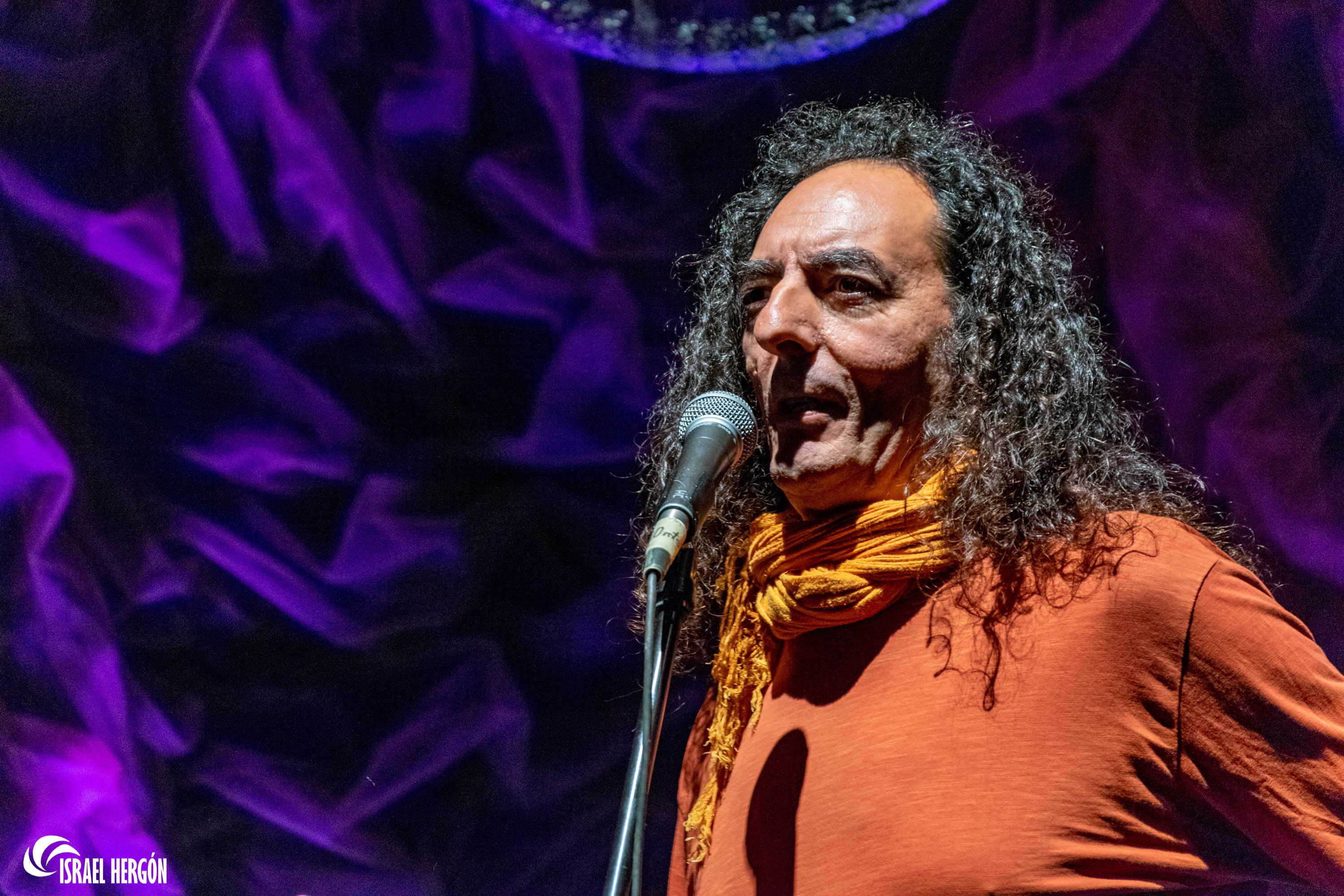 La vida da miedo, cuéntame un cuento: historias en voz alta para sobrevivir a tiempos oscuros