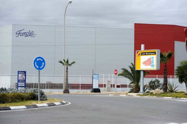 Un 'gigante' de 700 millones: Giochi Preziosi compra en el mejor momento de las muñecas Famosa
