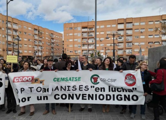 Los trabajadores de la concesión de Manises piden un convenio propio e interlocución con la gerencia