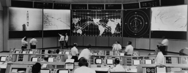 Space Oddity: La sorprendente historia de cómo Ford ayudó al hombre a llegar a la Luna