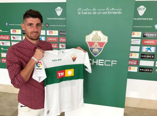 El Elche anuncia el regreso de Javi Flores
