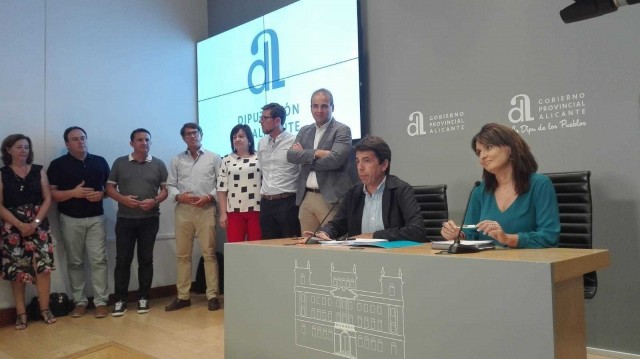Los diputados de Cs y los 'casadistas', los hombres fuertes de Mazón en la Diputación de Alicante 