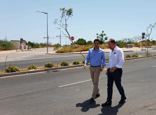 La apertura de un nuevo vial aliviará el tráfico de la CV-95 al conectar la carretera con Orihuela Costa