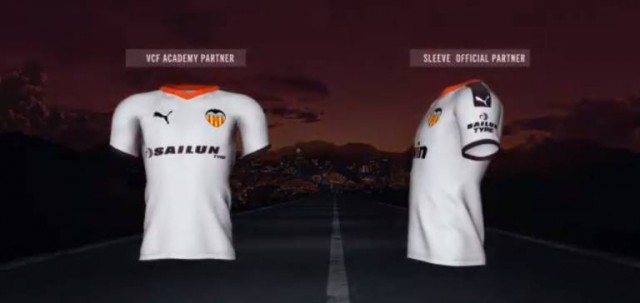 El Valencia espera alcanzar los 14 millones con su equipación