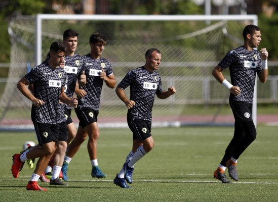 Juli no está por la labor de rescindir