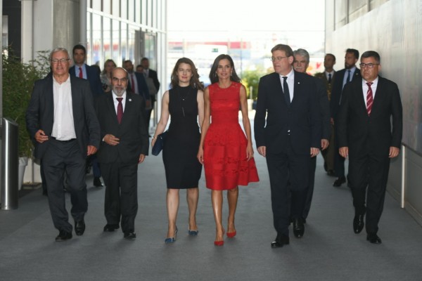 La Reina preside el nacimiento del Centro Mundial para la Alimentación Sostenible en València
