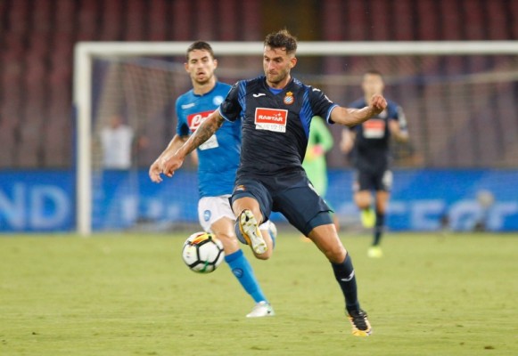 El Nápoles se gusta ante el Espanyol en su presentación
