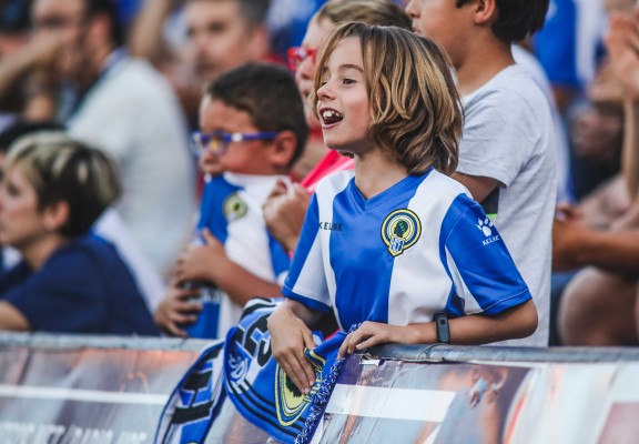 La presentación de las nuevas equipaciones del Hércules se retrasa al no haber llegado el material