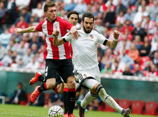 El Tottenham ve lejos el fichaje de Berahino y estudia la llegada de Negredo
