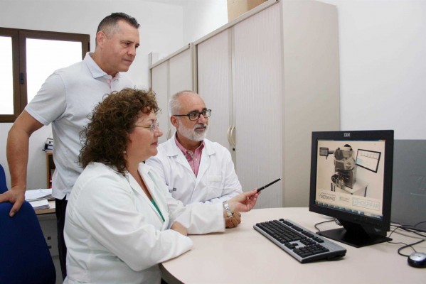 Patentan una maquina para manipular y reenvasar medicamentos peligrosos
